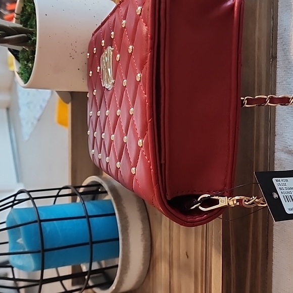 Badgley Mischka NWT, big diamond crossbody w/round studs - Picture 12 of 12